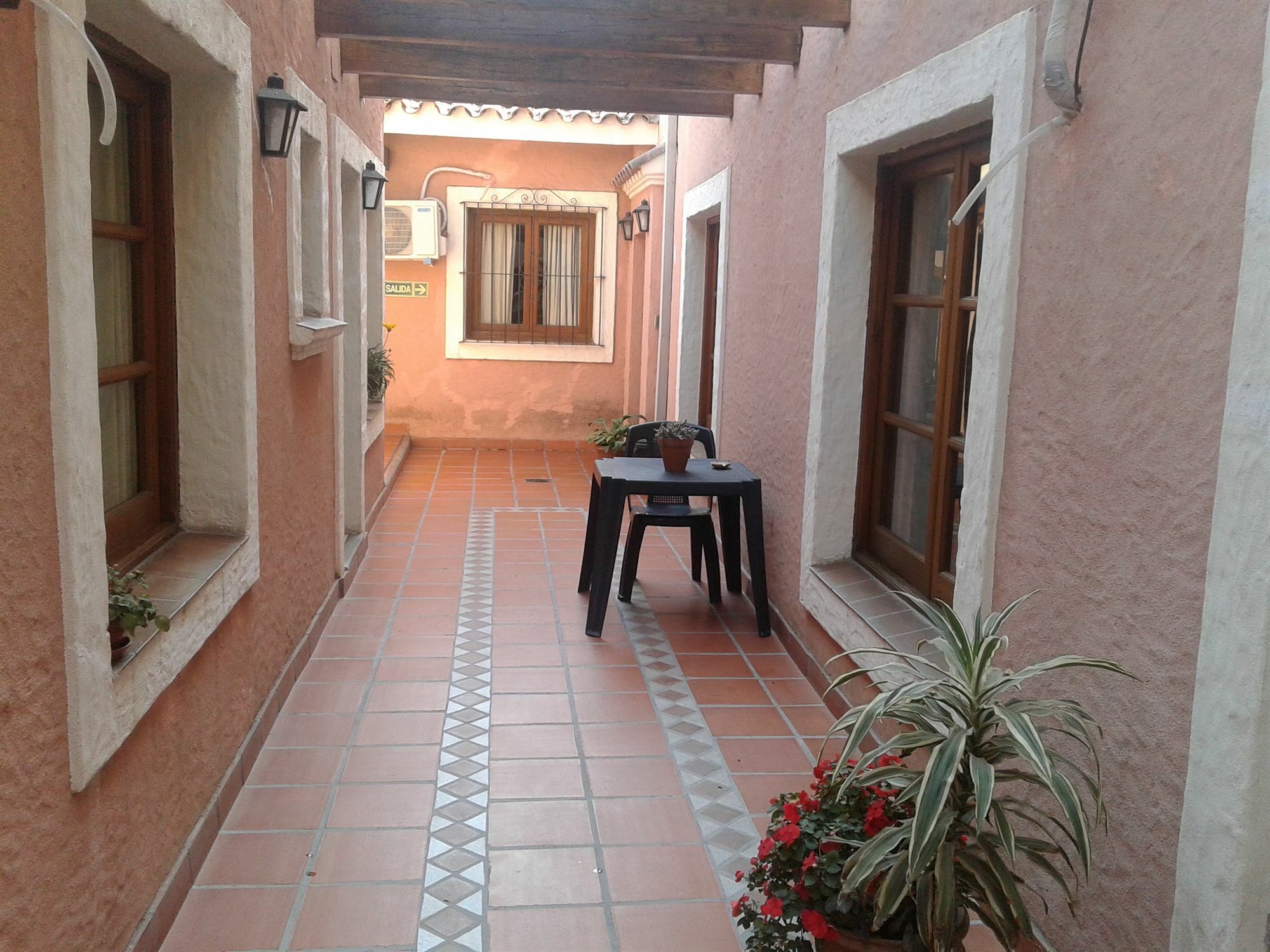 Hostal Terrazas Del San Bernardo Salta Bagian luar foto